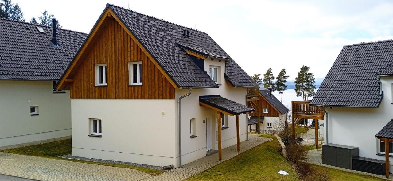 Lipno - Villa Bernard - Lakeside Village フリンブルク エクステリア 写真