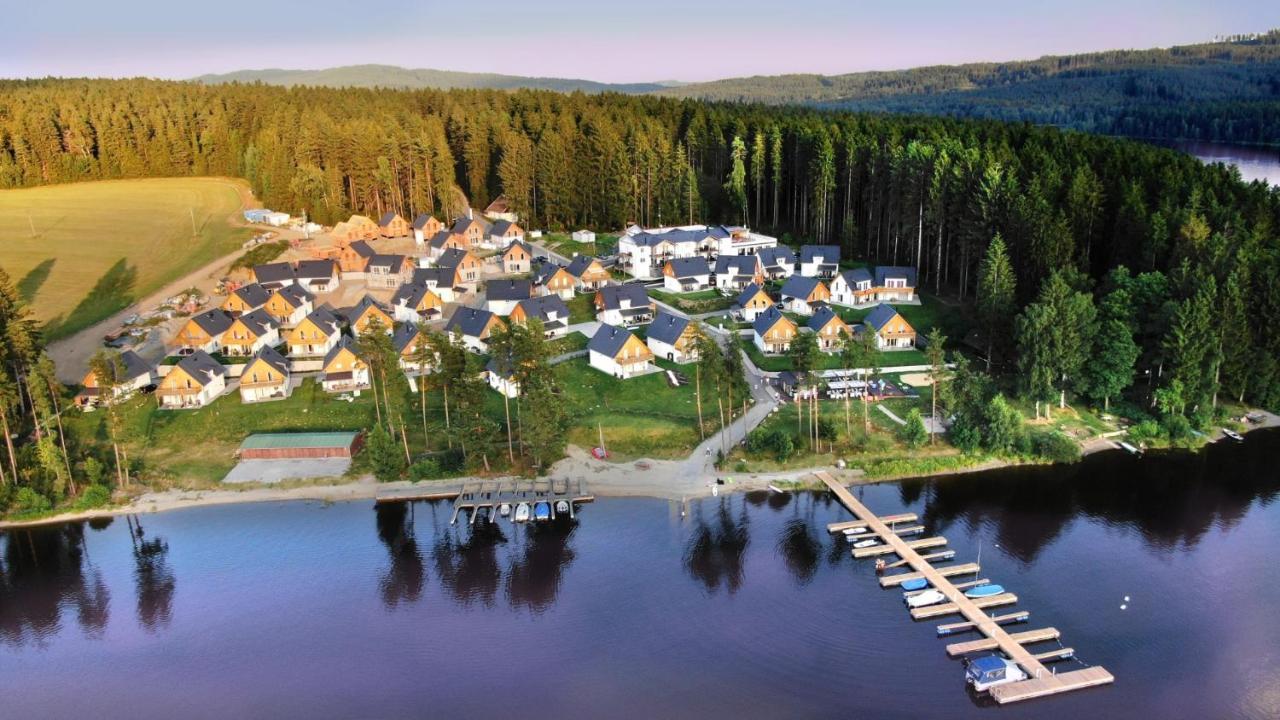Lipno - Villa Bernard - Lakeside Village フリンブルク エクステリア 写真